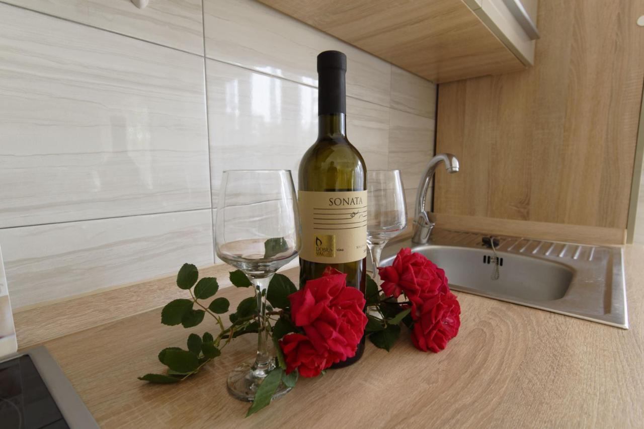 Apartment Patrik By Rent Istria Umag Exteriör bild
