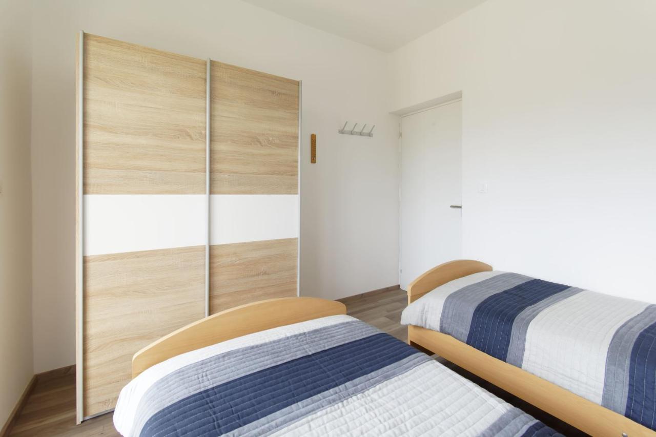 Apartment Patrik By Rent Istria Umag Exteriör bild